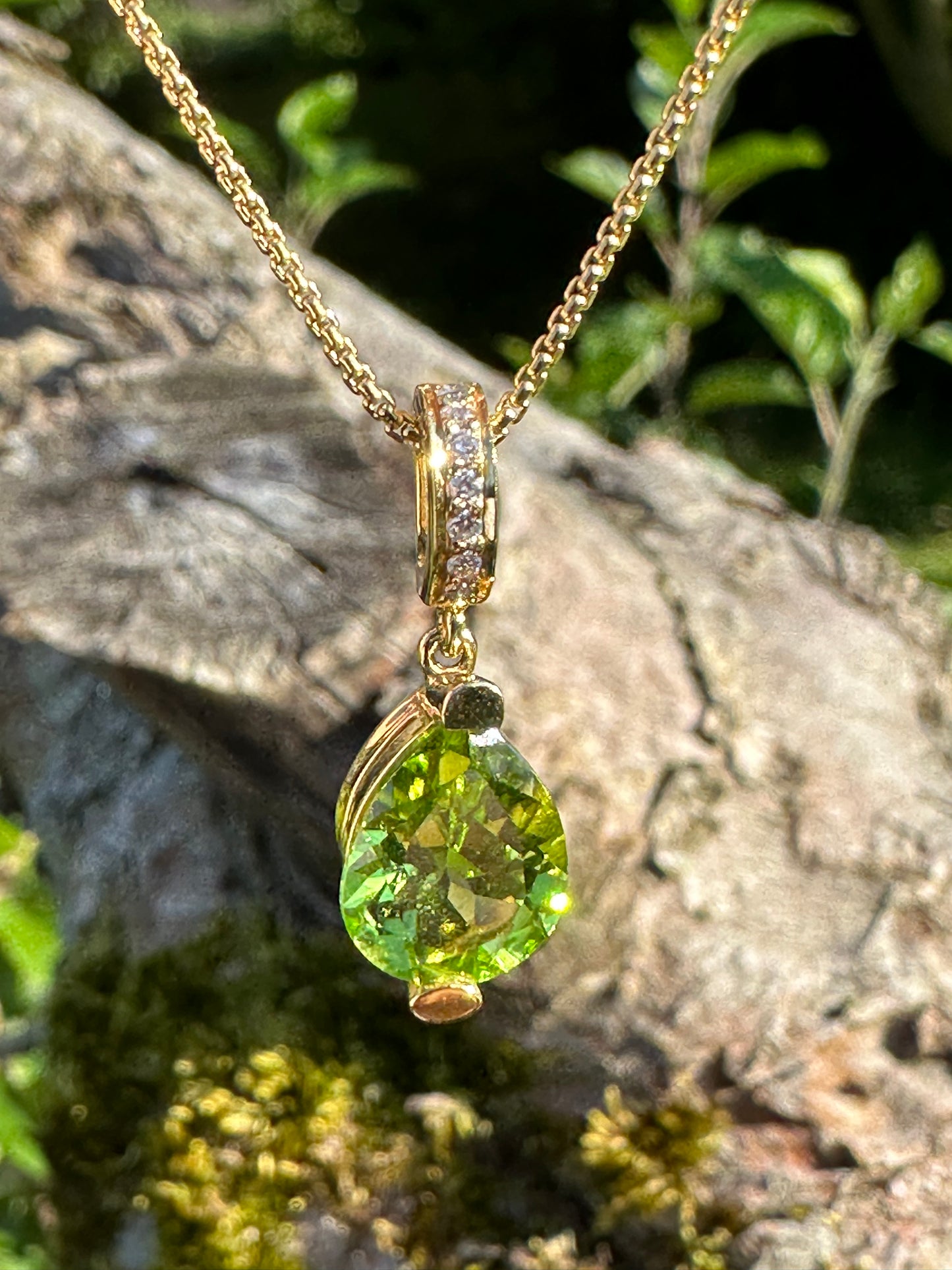 18ct Yellow gold peridot teardrop pendant with diamond set bail Pendant Buchwald