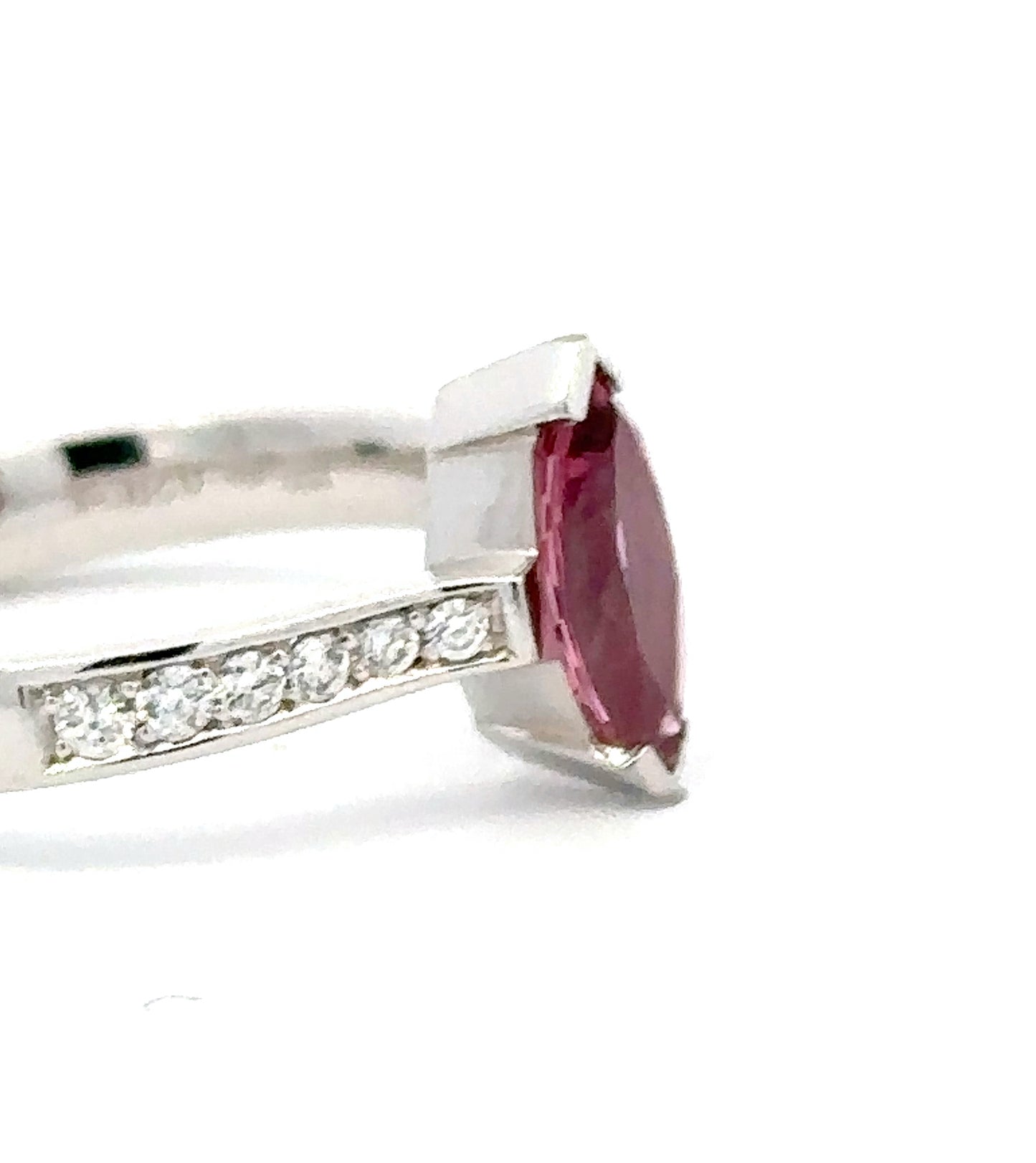 18ct white gold tourmaline diamond ring Ring Hans Rivoir