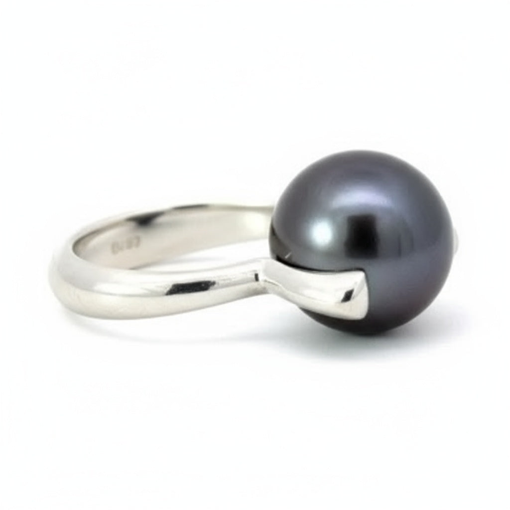 18ct white gold tahitian pearl and diamond ring Ring Gellner