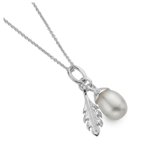 The Acorn and Oak Leaf Pearl Pendant