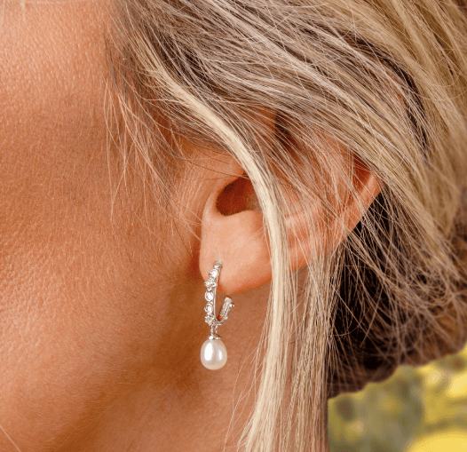 Blossom Honey Flower Pearl Oval Hoop Earrings Earrings Kit Heath