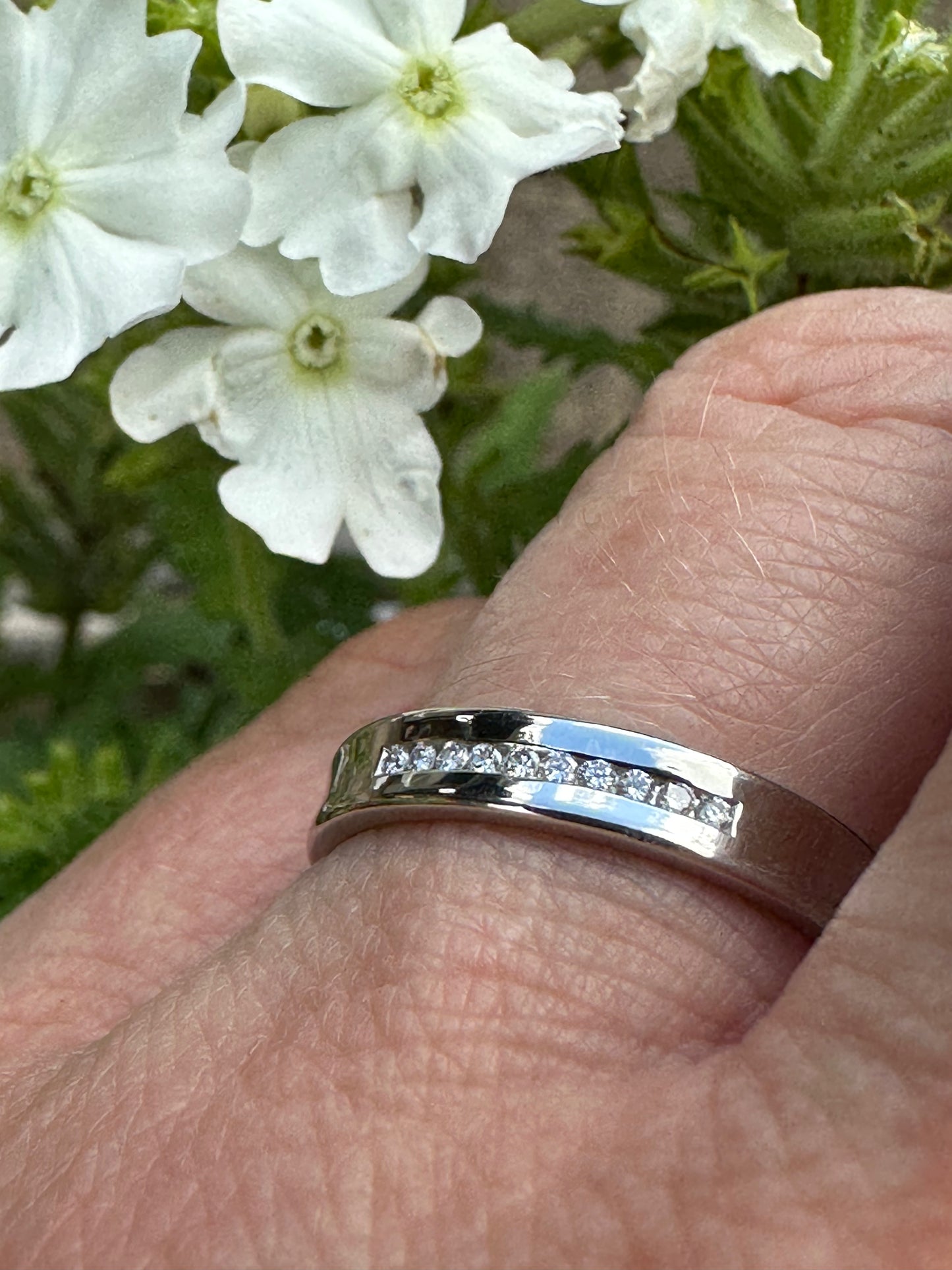 Platinum diamond concave wedding band Ring Gerstner   