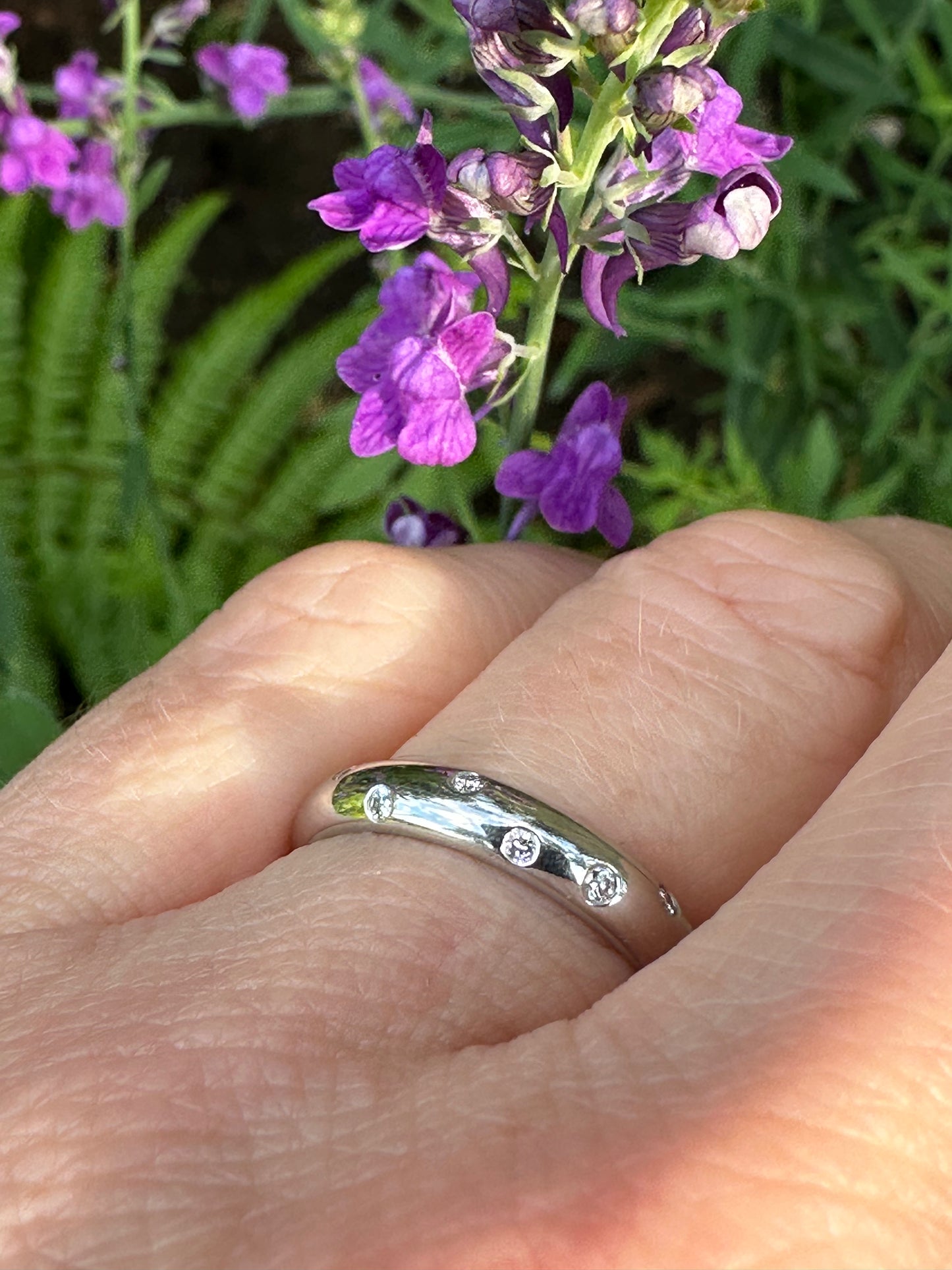 Furrer Jacot Platinum scattered TWVS 0.16ct diamond ring Ring Furrer Jacot