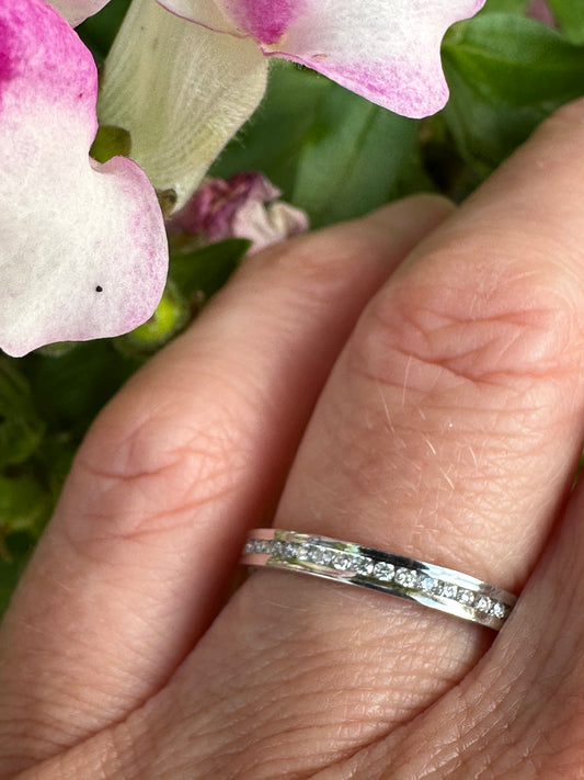 18ct white gold 0.41ct diamond channel set full eternity ring Ring Domino