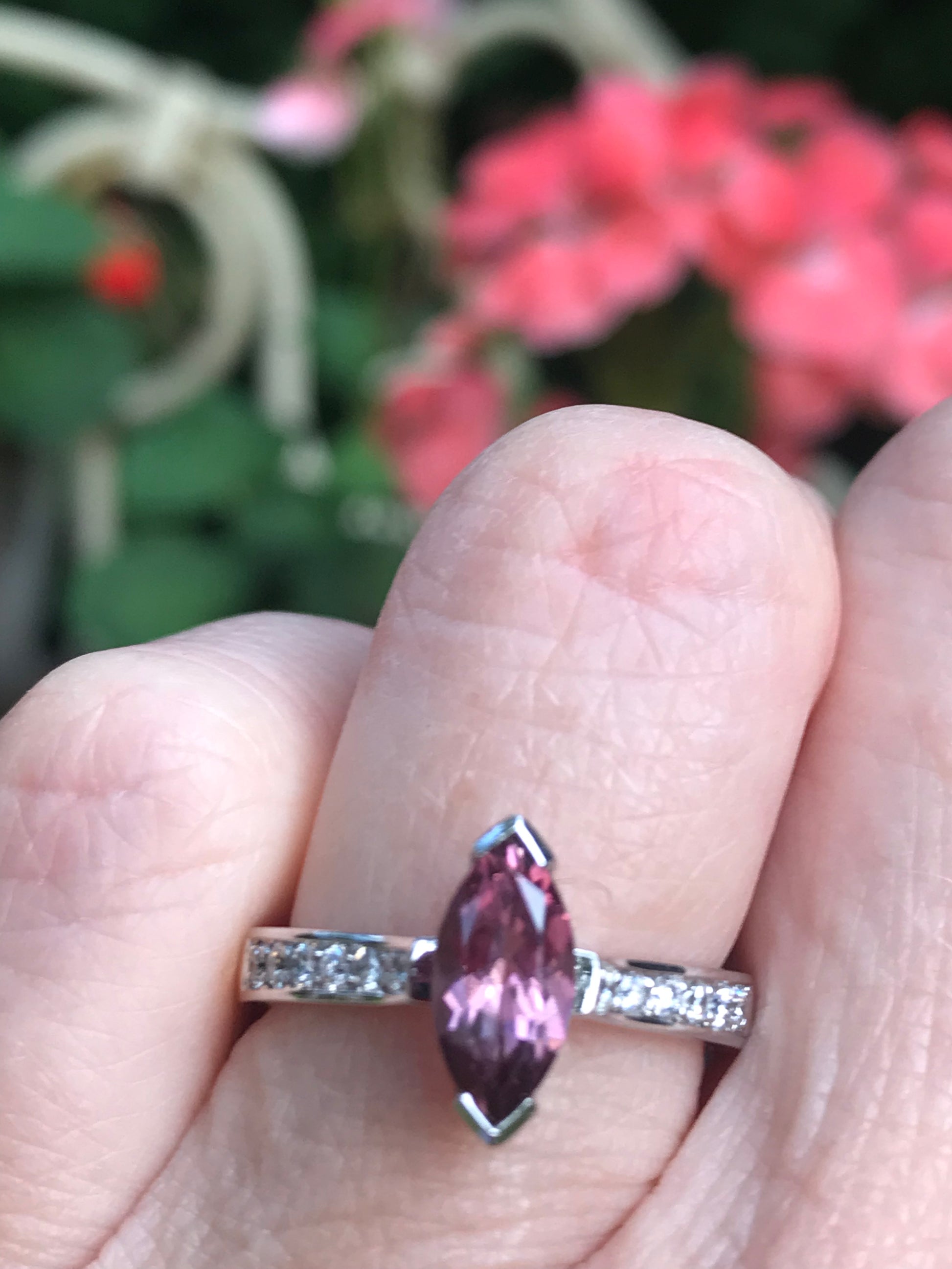 18ct white gold tourmaline diamond ring Ring Hans Rivoir