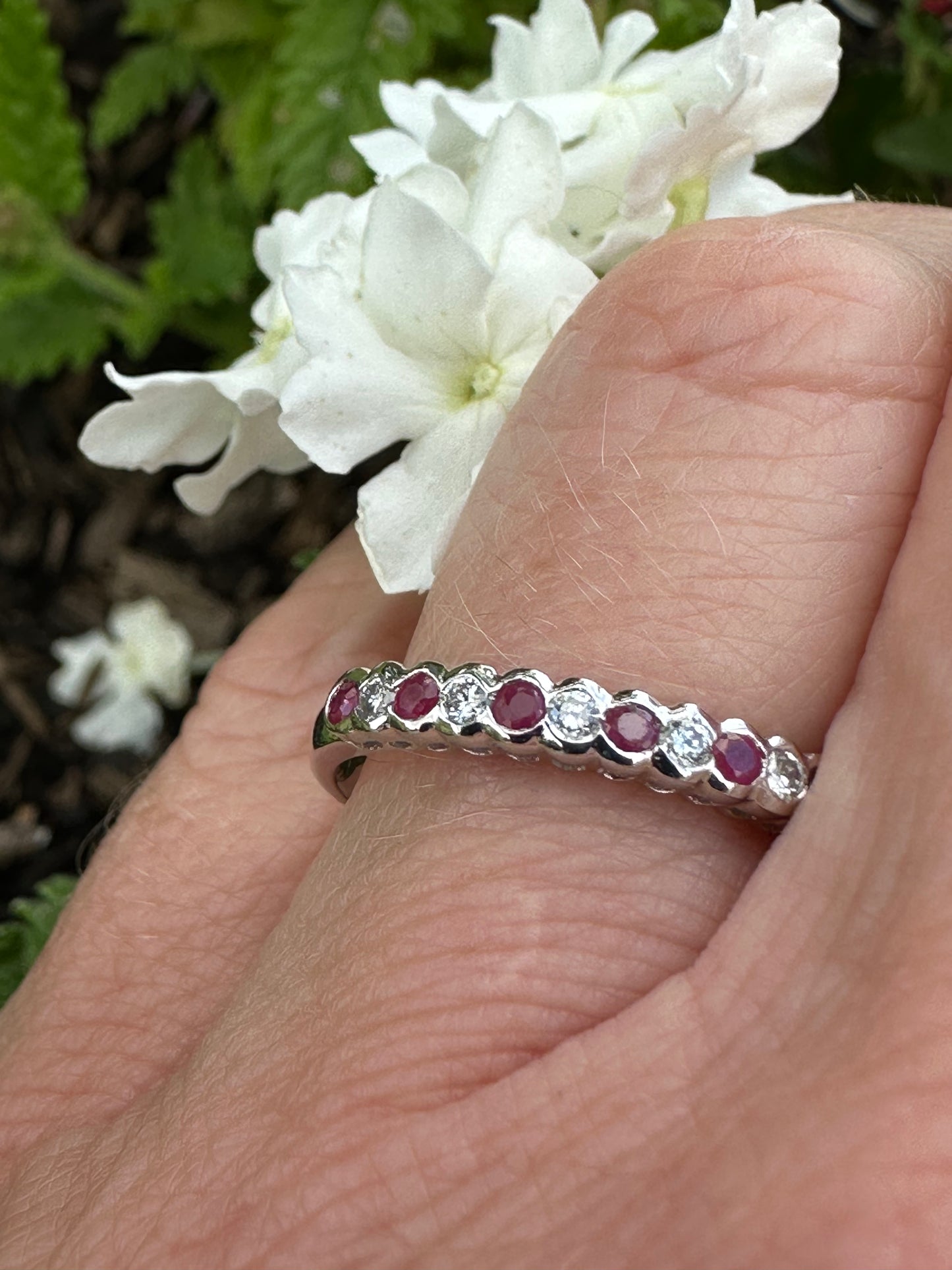9ct white Gold Ruby & Diamond ring size N Ring Amore