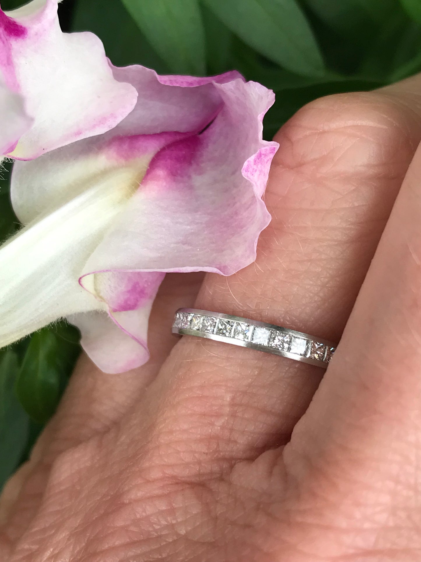 Platinum full eternity 0.95ct TW VS1 ladies diamond ring Ring Gerstner