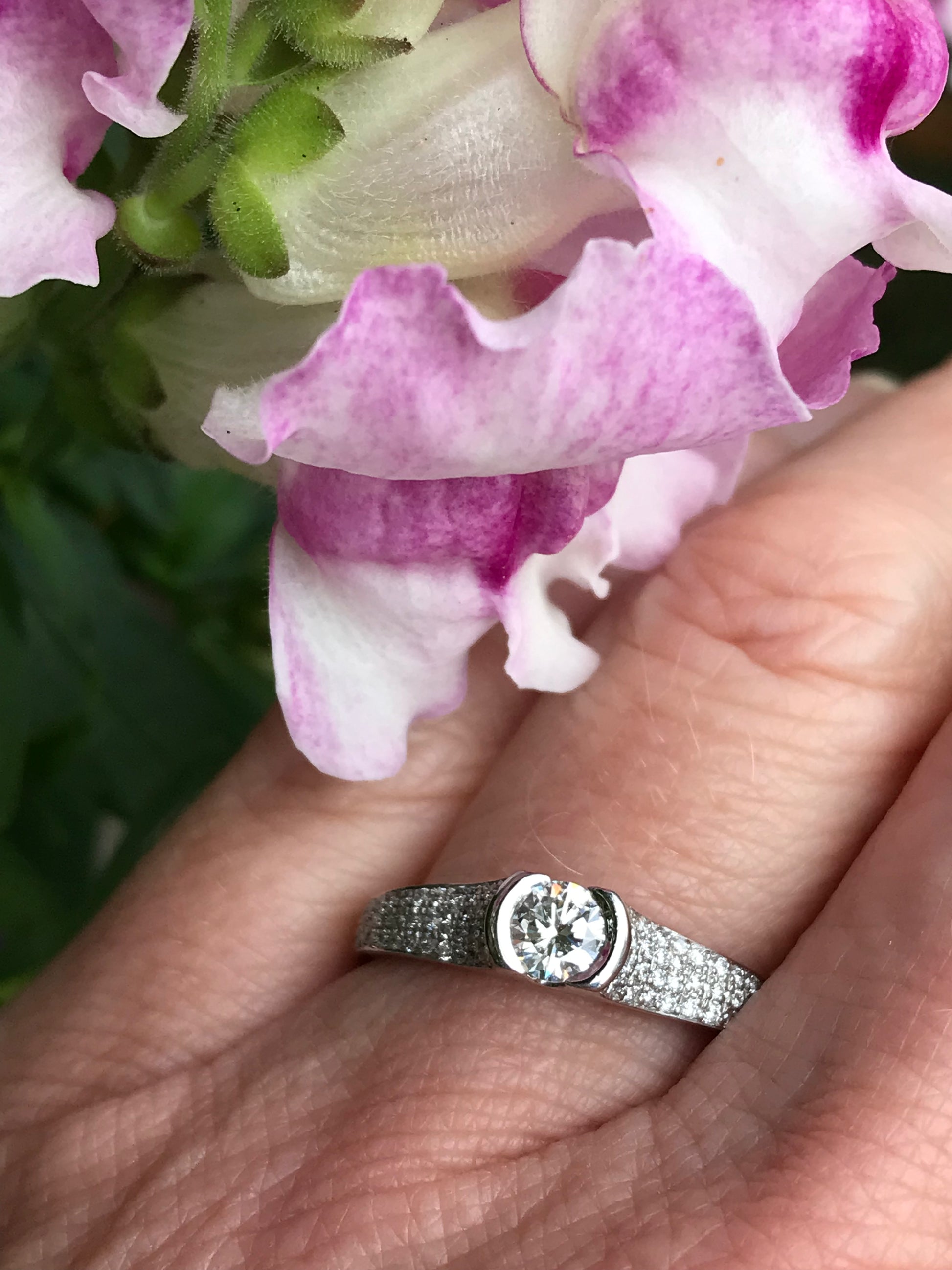 Platinum brilliant cut and pave set 0.54ct natural Diamond ring FVS Ring Henrich & Denzel