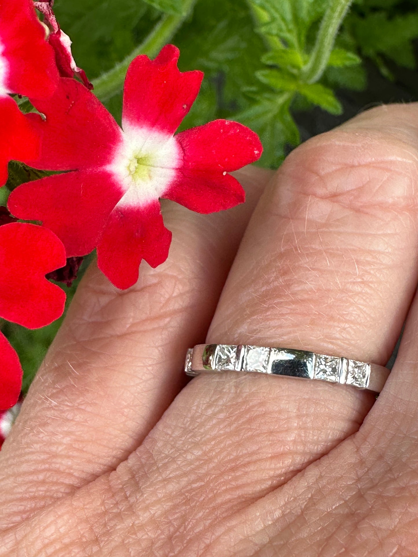 Furrer Jacot Platinum TWVS 0.44ct Diamond ring Ring Furrer Jacot