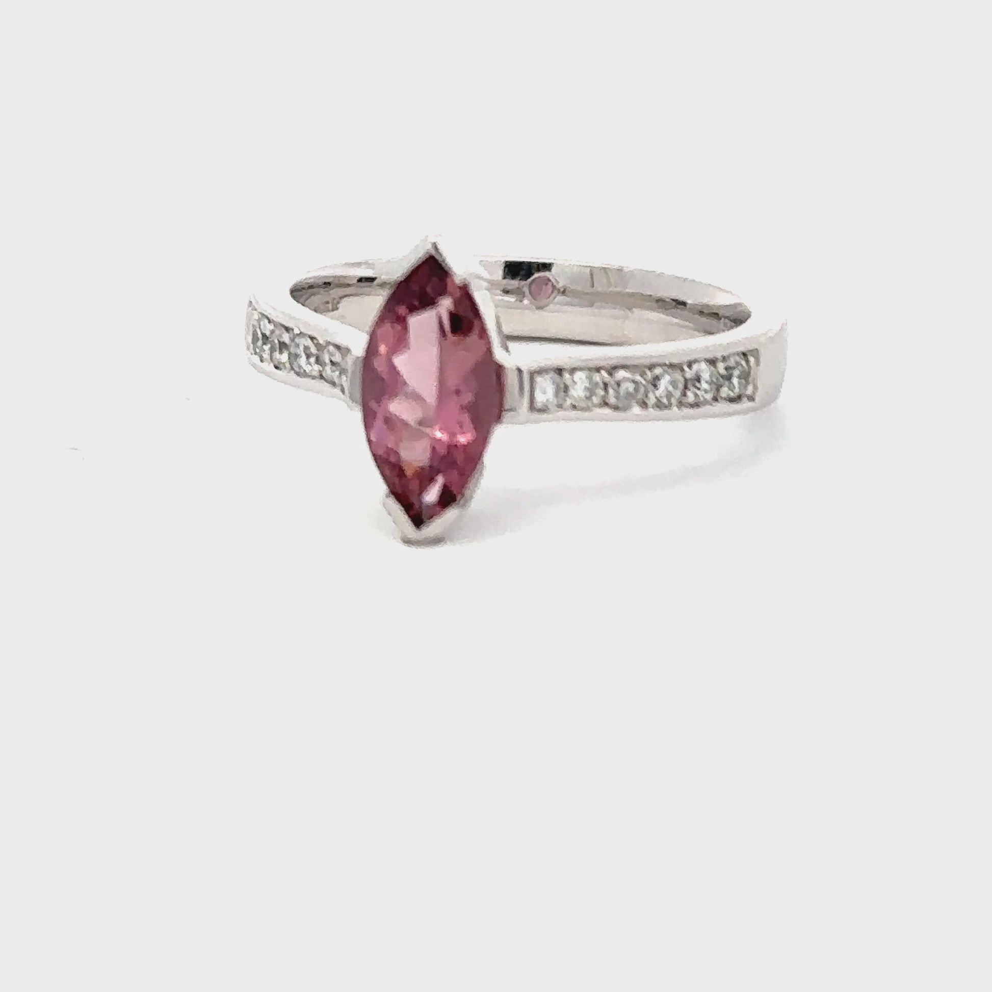 18ct white gold tourmaline diamond ring Ring Hans Rivoir