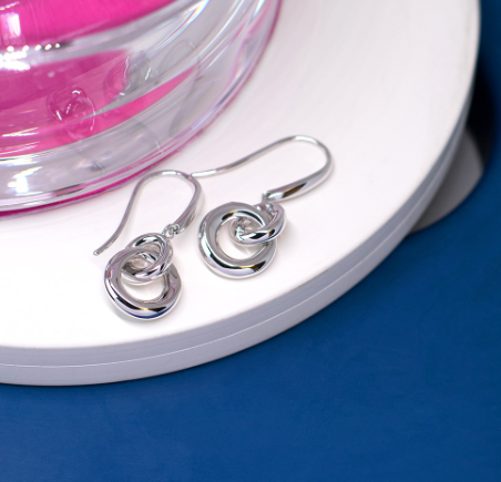 Cirque Link Drop Earrings Earrings Kit Heath