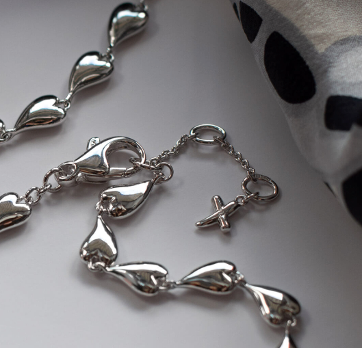 Desire Kiss Linking Hearts Collar Necklace Necklace Kit Heath