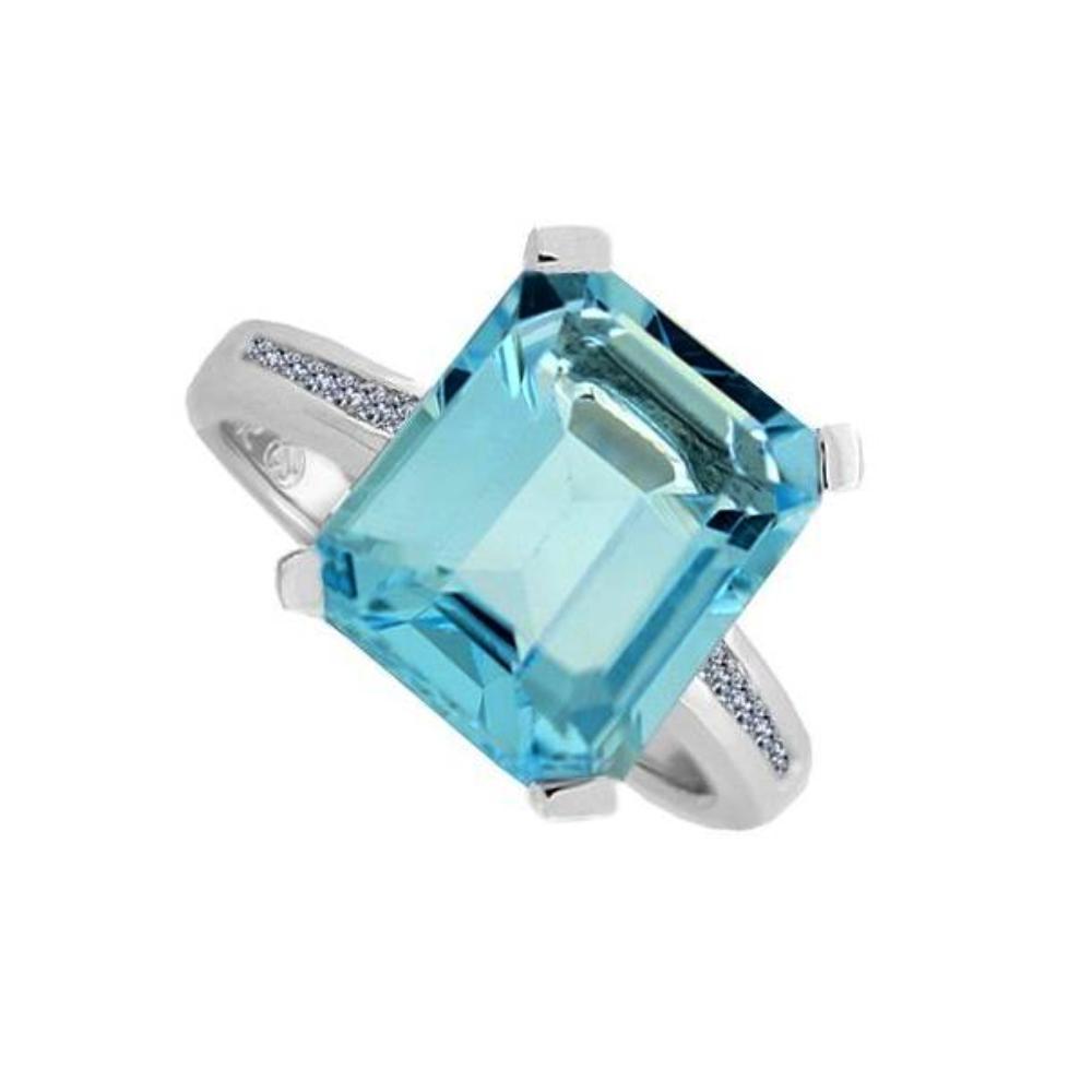 Silver and Sky Blue Topaz ring Ring Amore