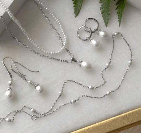 Astoria Pearl Station Necklace Necklace Kit Heath