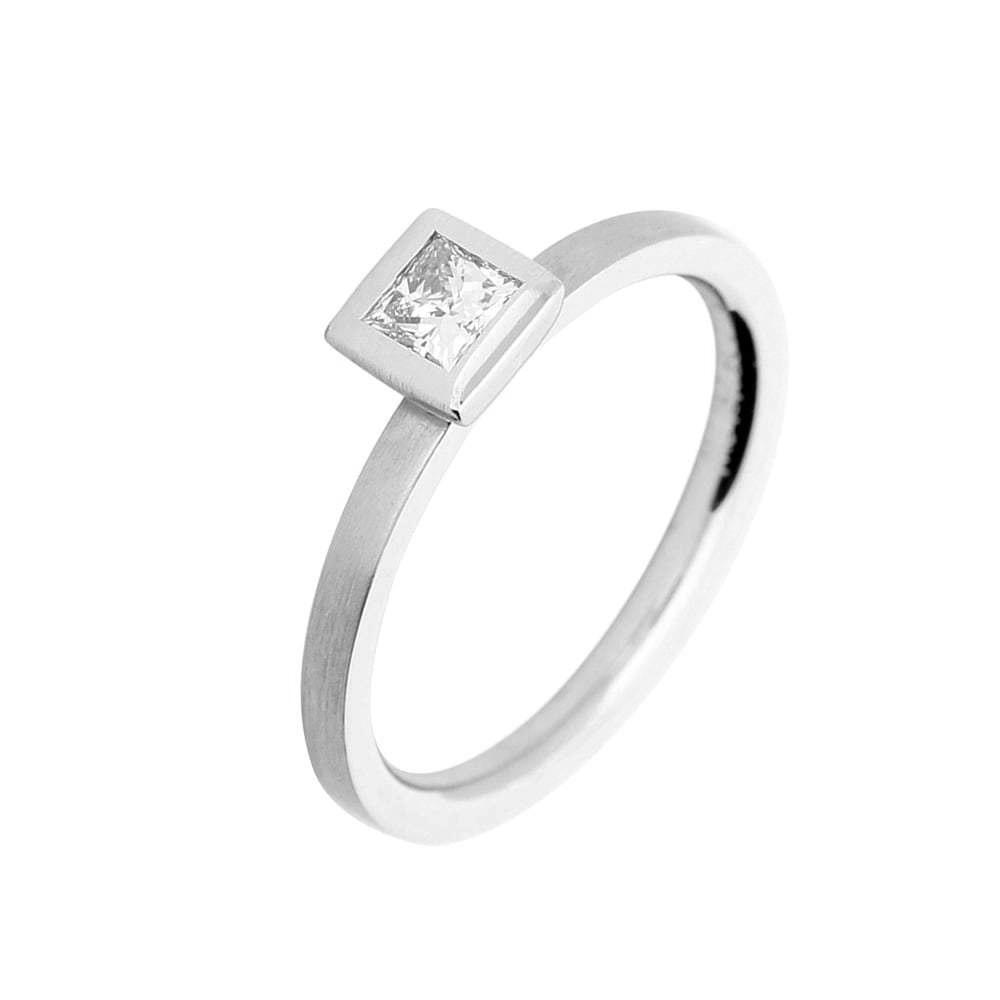 Platinum princess cut 0.25ct solitaire ring Ring Gerstner   