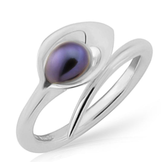 Amanda Cox Silver small peacock pearl calla lily ring Ring Amanda Cox   