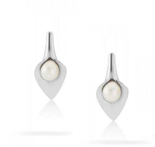 Amanda Cox Silver small white pearl calla lily stud earrings Earrings Amanda Cox