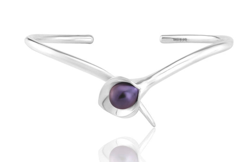 Amanda Cox Silver small black pearl calla lily bangle Bangle Amanda Cox