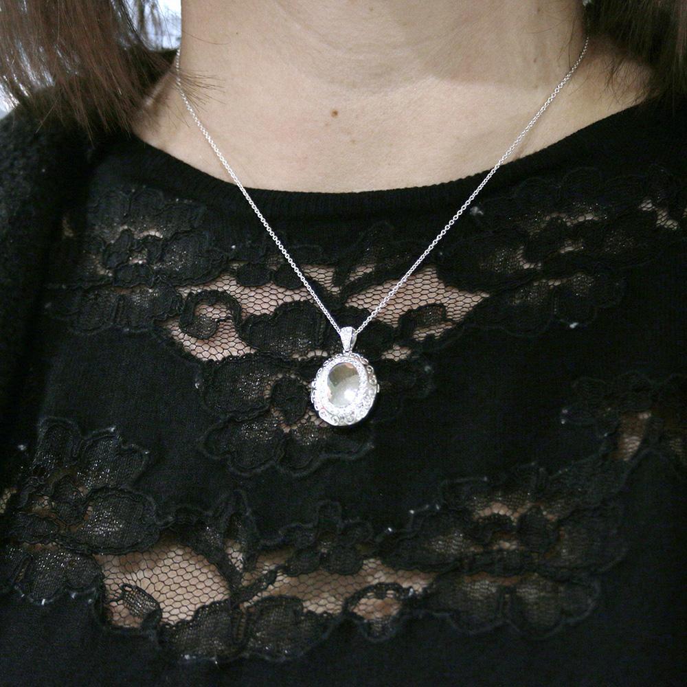 Lola Locket Silver Bella locket Locket Lola Locket