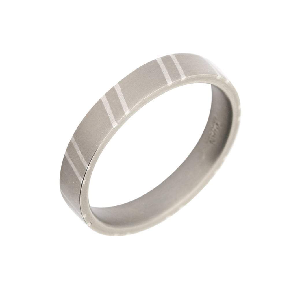 Titanium Silver sloping stripes band Size R 1/2 Ring Rock Lobster Jewellery