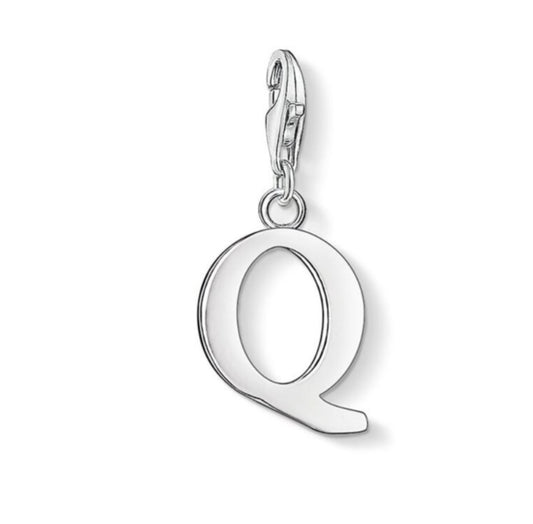 Thomas Sabo silver Q charm 0191-001-12