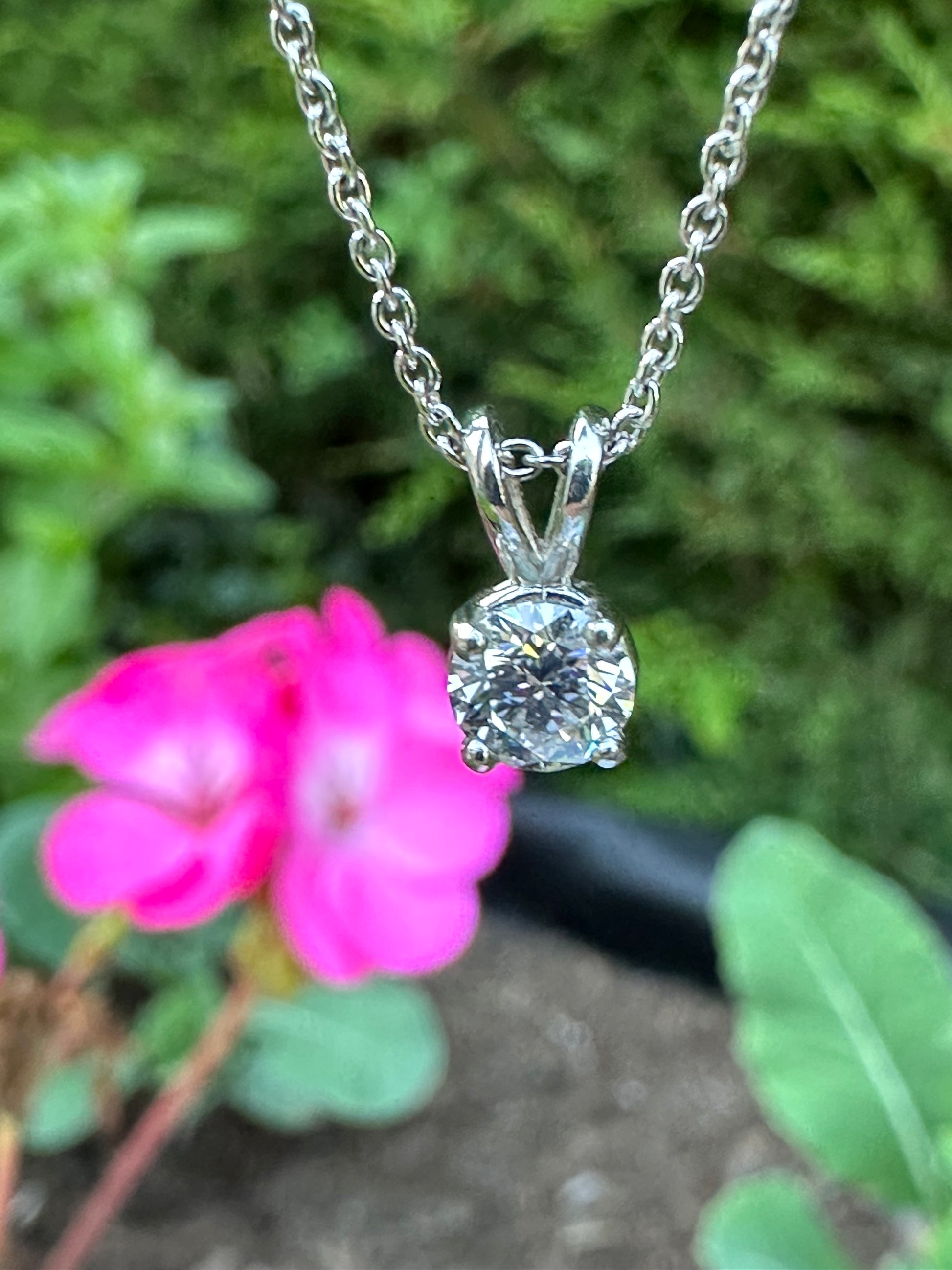 Platinum certified diamond 0.44ct necklace Pendant Domino   