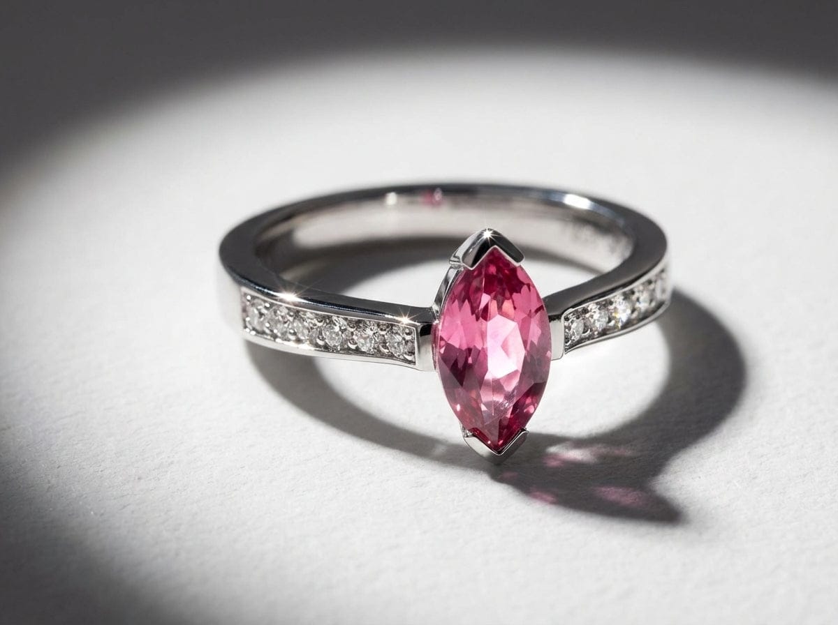 18ct white gold tourmaline diamond ring Ring Hans Rivoir