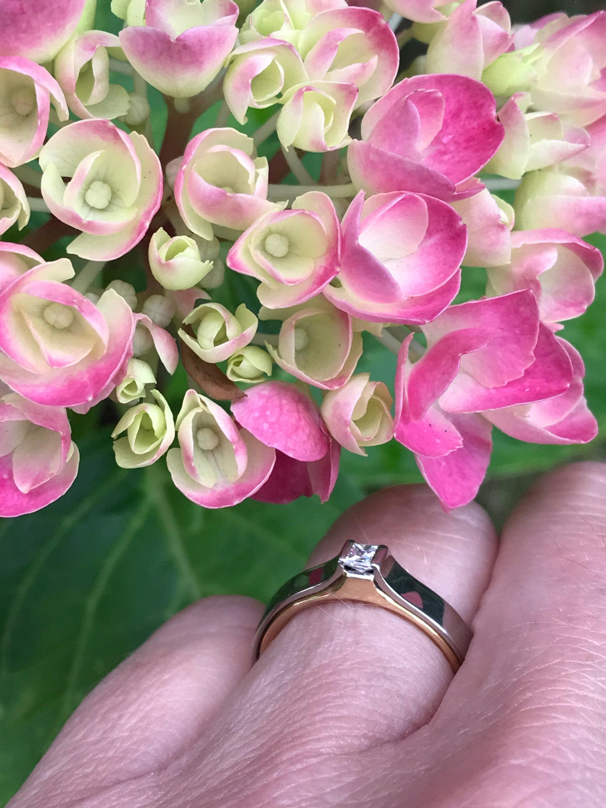 18ct white yellow gold 0.15ct natural diamond ring GVS2 size L Ring Rock Lobster