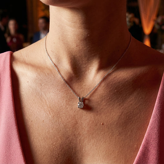 18ct white gold 0.25ct diamond solitaire necklace Pendant Rock Lobster