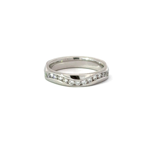 18ct white gold 0.38ct TW VS1 diamond ladies wedding ring size M Ring Gerstner   