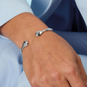 Hinged Smooth Coast Pebble Bangle