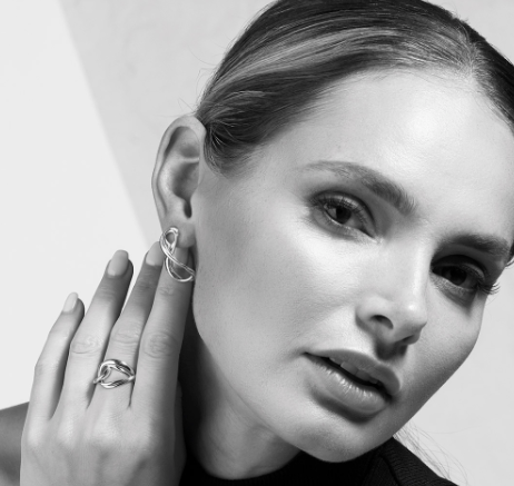 The Infinity Grande Stud Earrings Stud earrings Kit Heath   