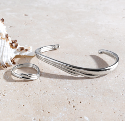 Shell Wave Bangle