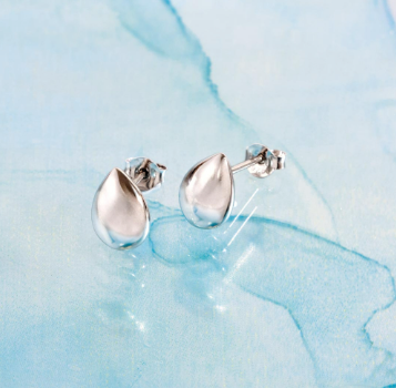 Smooth Coast Pebble Stud Earrings