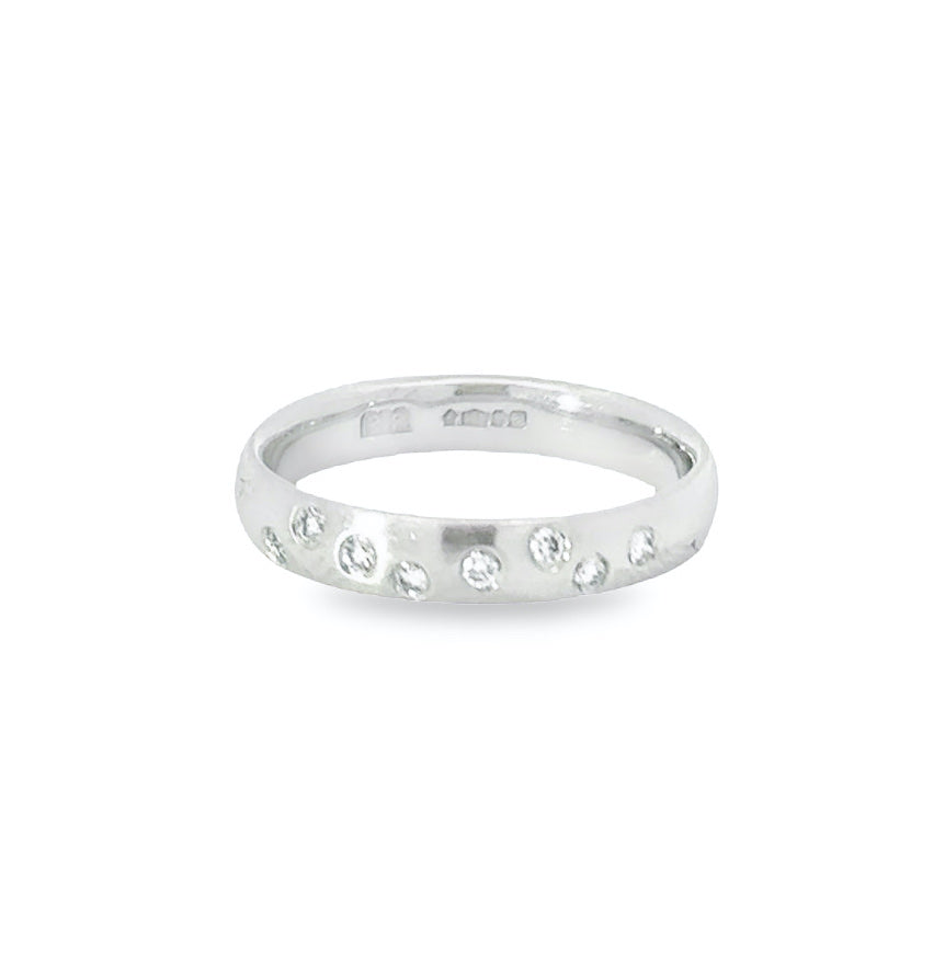 Platinum scattered 0.08ct diamond comfort court ring Ring Robert pfrogner   