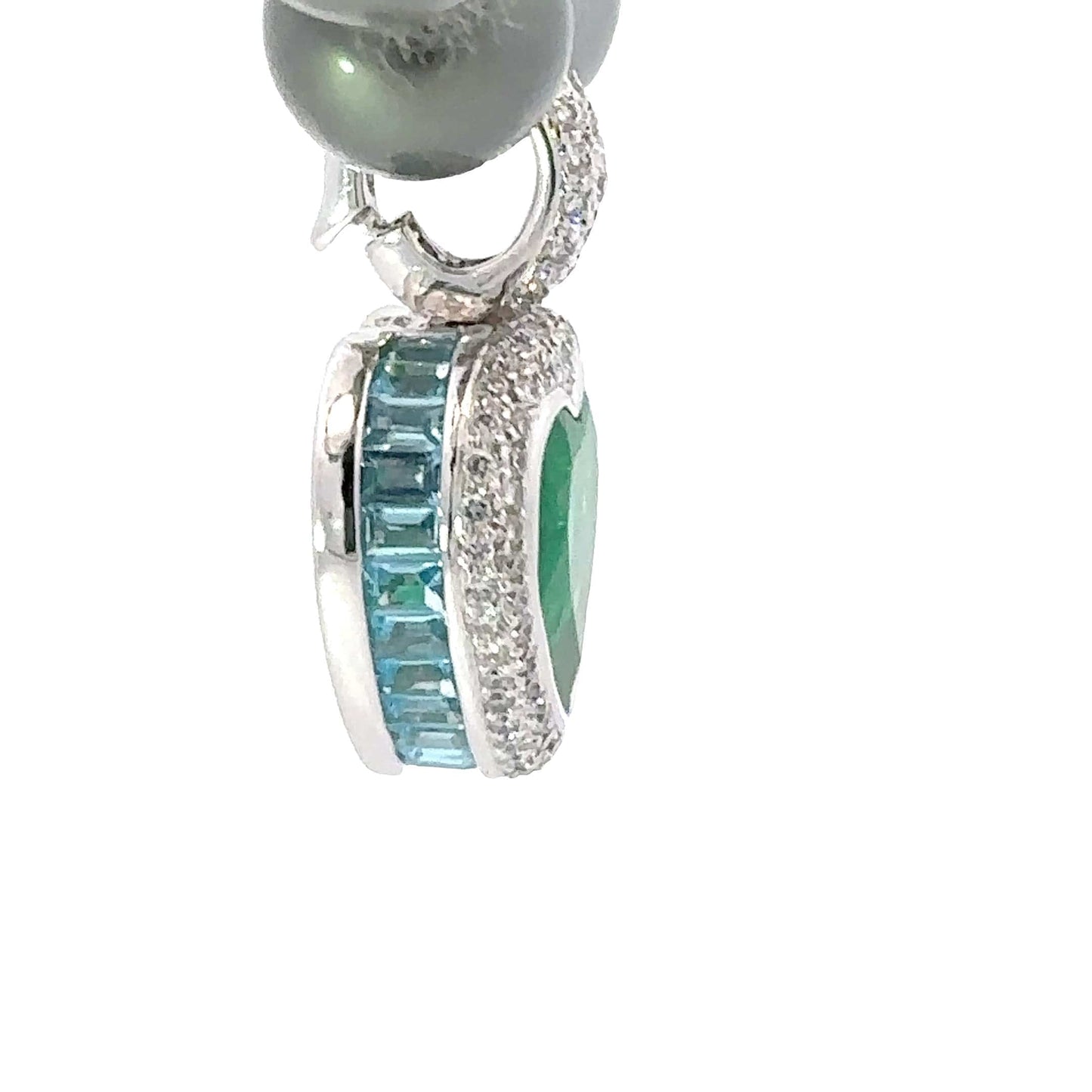 A Beautiful cerified 4.20ct Emerald heart and Diamond attachment pendant Pendant Buchwald