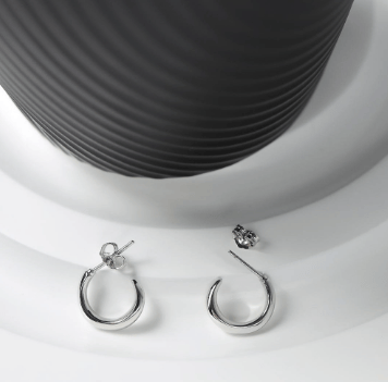 Bevel Cirque Mini Hoop Earrings Earrings Kit Heath
