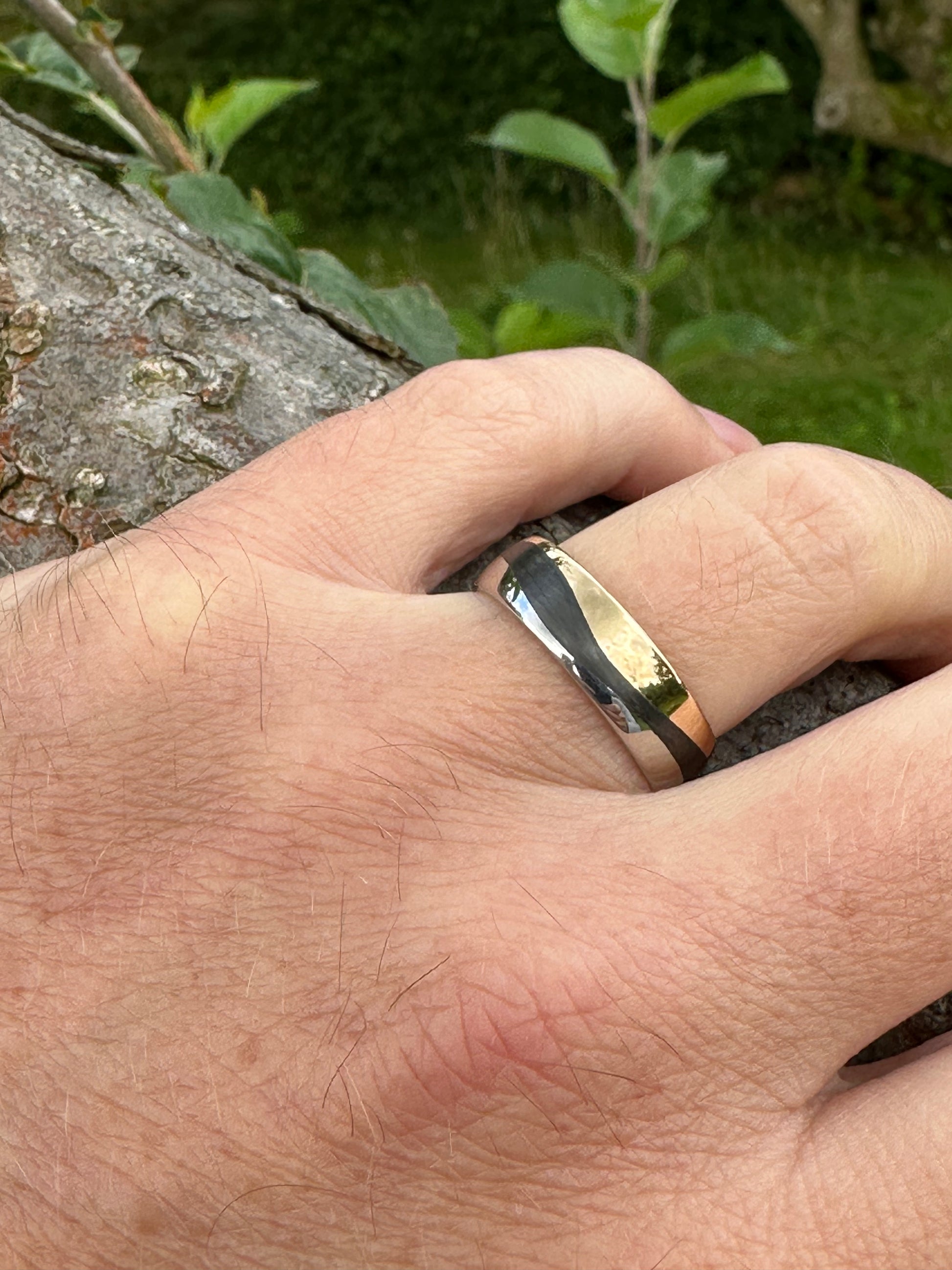 Furrer Jacot Palladium with carbon & rose gold band size T Ring Furrer Jacot