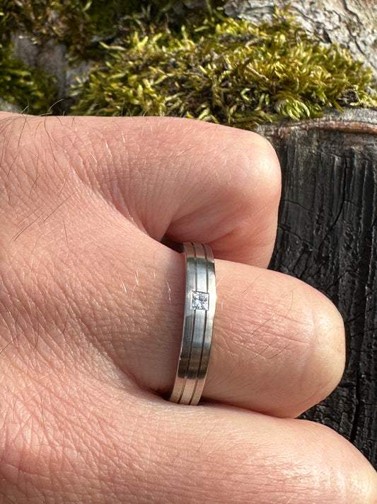 Gerstner Platinum band with white gold stripe and princess cut diamond size T Ring Gerstner