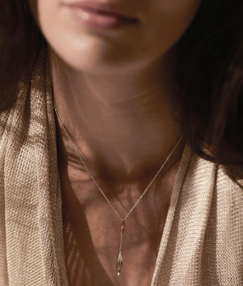 Necklace Golden Glint Two-Tone Lariat-Style Necklace
