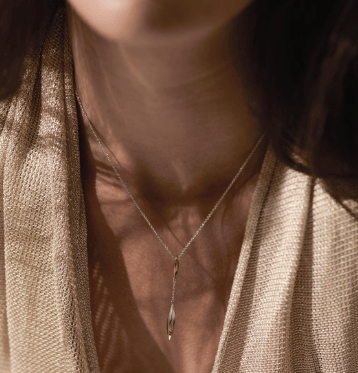 Necklace Golden Glint Two-Tone Lariat-Style Necklace