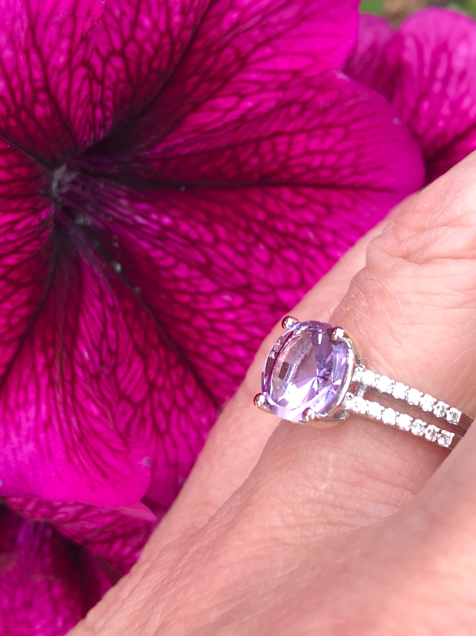 18ct White gold amethyst ring with split diamond shoulders Ring Rock Lobster   