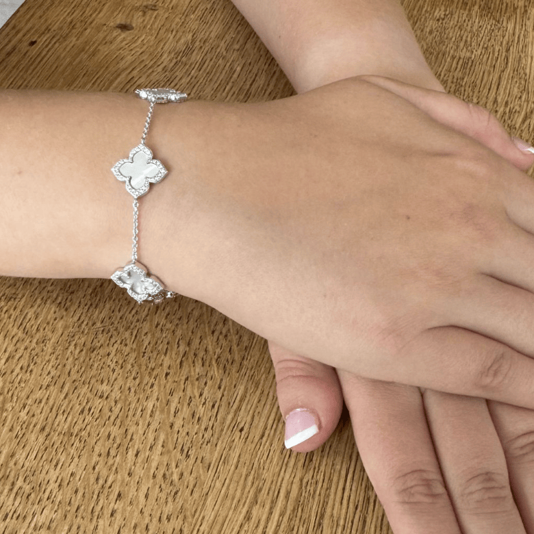 Mother of Pearl Vintage Lucky Clover Bracelet in Silver Bracelet Cavendish French
