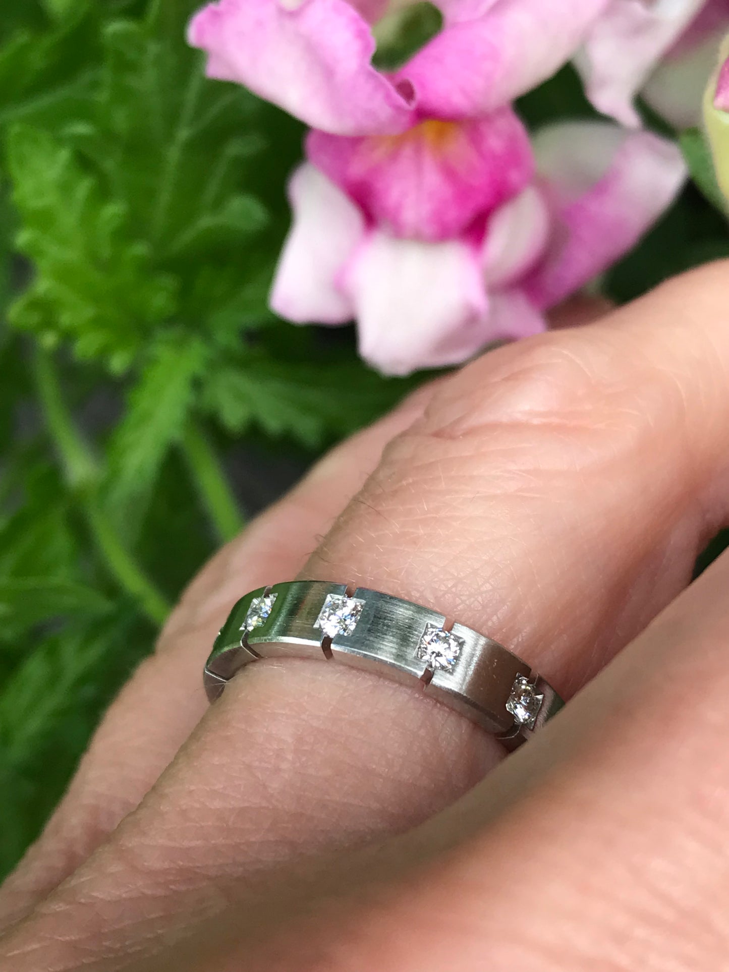 Platinum 0.48ct TW VS1 diamond full eternity/wedding ring. Ring Gerstner