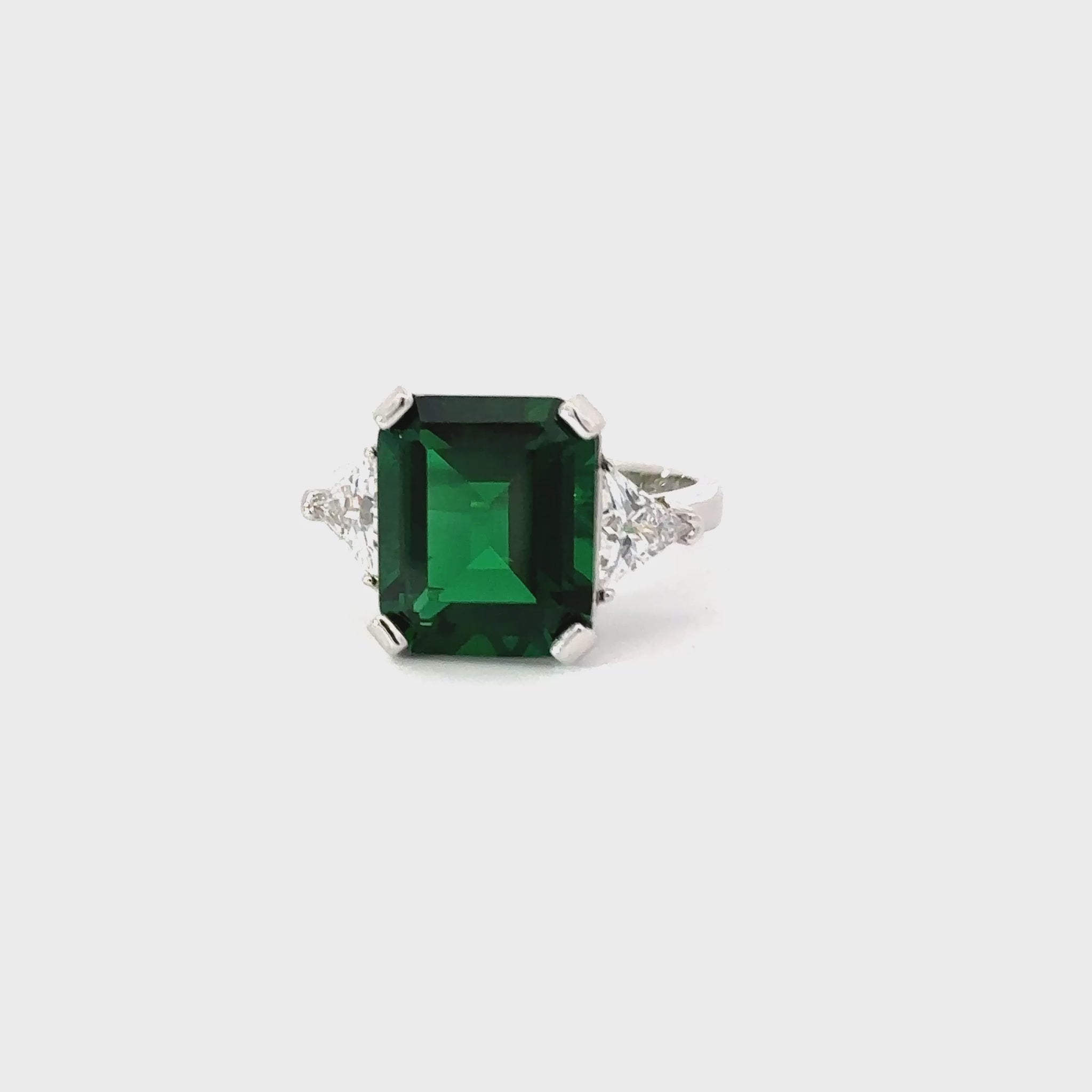 Silver Vintage Vegas Ring with Emerald Cubic Zirconia Ring Cavendish French