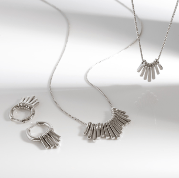 Necklace Silver Array Luxe Dangle Necklace