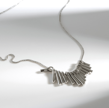 Necklace Silver Array Luxe Dangle Necklace