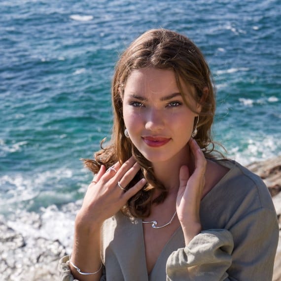 Silver captivating wave necklace Necklaces Sea Gems Ltd