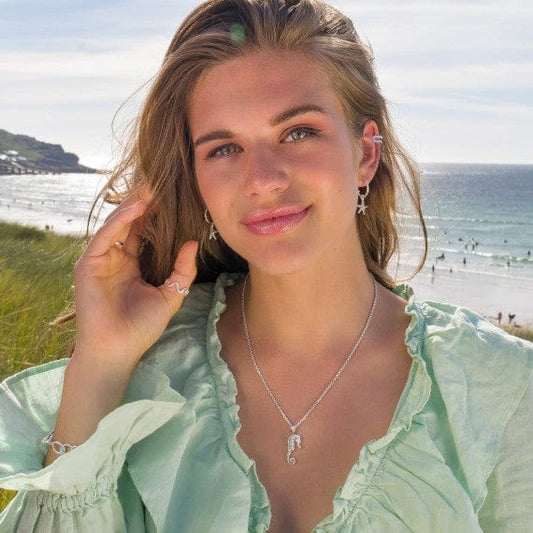 Silver fine detailed and textured Seahorse pendant Necklaces Sea Gems Ltd