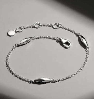 Bracelet Silver Glint Station Bracelet